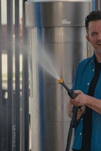 Magic for Humans – S03E01 – Power Trip