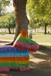 Magic for Humans – S03E07 – Tradition