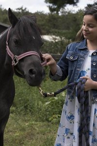 Ponysitters Club – S01E03 – Special Connections