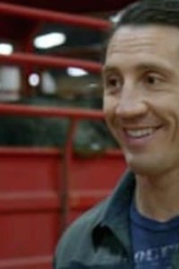 Hard to Kill – S01E02 – American Bullfighter