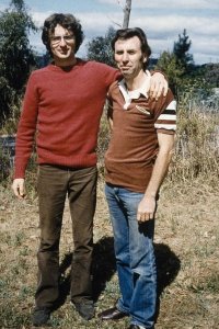 In Defense Of – S01E02 – Waco: Clive Doyle