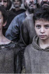 La catedral del mar – S01E02 – Hermanos