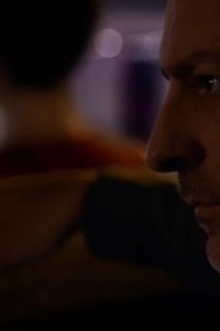 Fugitiva – S01E08 – El mar