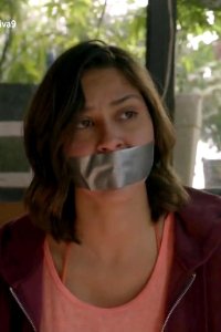 Fugitiva – S01E09 – La fuerza