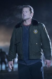 The Crossing – S01E01 – Pilot