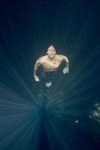 One Strange Rock – S01E02 – Storm