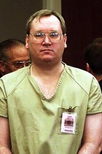 Buried in the Backyard – S01E10 – Hog Trail Murders