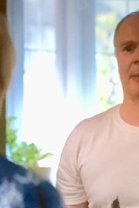 Hold the Sunset – S01E06 – Old Flames
