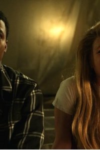 Everything Sucks! – S01E04 – Romeo & Juliet in Space