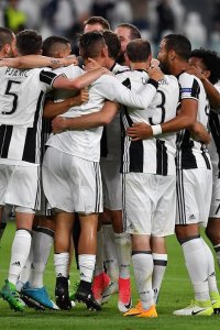 First Team: Juventus – S01E03 – Episode #1.3