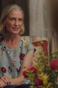 This Close – S02E02 – No Place Like Home