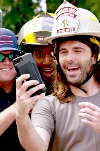 Queer Eye – S01E08 – Hose Before Bros