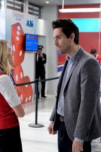 LA to Vegas – S01E02 – The Yips and the Dead