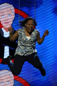 Ellen’s Game of Games – S01E04 – Hasta La Vista, Honey!