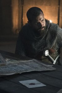 Knightfall – S02E06 – Blood Drenched Stone