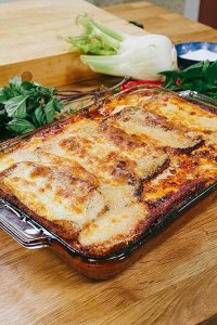 It’s Suppertime! – S2018E08 – Ooey-Gooey Eggplant Parmesan