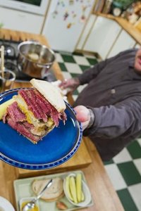 It’s Suppertime! – S2018E13 – Corned Beef On My Mind