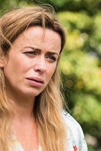 Keeping Faith – S01E06 – Episode #1.6