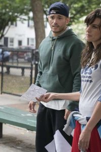 SMILF – S01E04 – Deep-Dish Pizza & a Shot of Holy Water