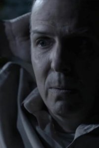 Home Alone – S02E01 – Banking on Fear