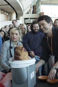 Kevin (Probably) Saves the World – S2018E15 – World’s Worst Domino