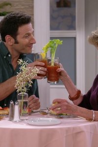 9JKL – S2017E09 – Lovers Getaway