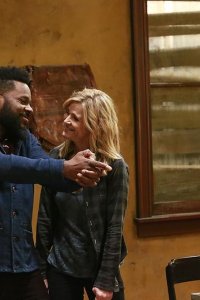Ten Days in the Valley – S2017E07 – Day 7: Breaking the Story