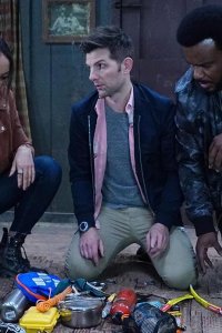 Ghosted – S2018E09 – Snatcher