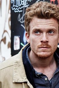 Ride Upon the Storm – S01E08 – “Den, som går forbi sin næste, går også forbi Gud” – Martin Luther