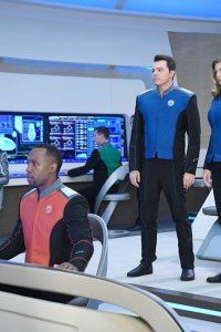 The Orville – S01E01 – Old Wounds