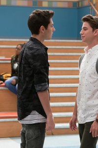 I Am Frankie – S02E13 – I Am… Part of a Plan