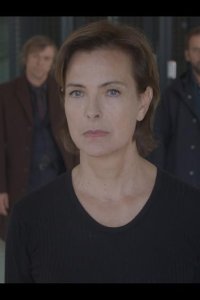 La Mante – S01E01 – Épisode 1