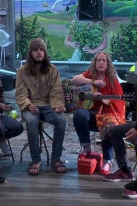 Disjointed – S2017E10 – The Worst