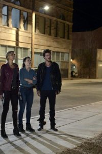 Midnight, Texas – S01E02 – Bad Moon Rising