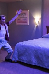 Room 104 – S04E07 – Foam Party