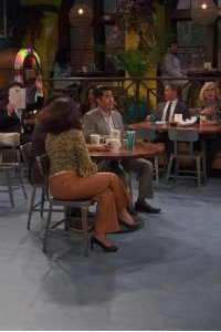 Raven’s Home – S06E03 – Sold to the Highest Fibber