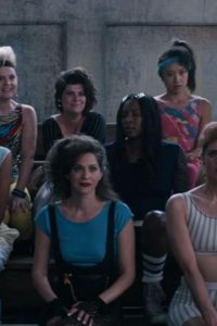 GLOW – S01E02 – Slouch. Submit.