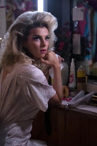 GLOW – S03E03 – Desert Pollen