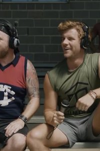 Ronny Chieng: International Student – S01E03 – Asian Rules Football