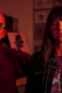 Girlboss – S01E07 – Long-Ass Pants