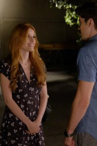 Famous in Love – S01E04 – Prelude to a Diss