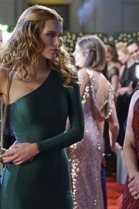 Famous in Love – S01E09 – Fifty Shades of Red