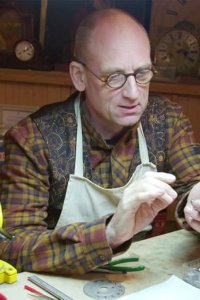The Repair Shop – S01E02 – Vintage Telephone
