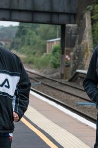 This Country – S03E05 – The Station