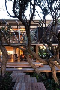 The World’s Most Extraordinary Homes – S01E02 – Forest