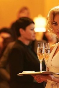 Imposters – S02E10 – See You Soon, Macaroon