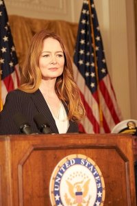 24: Legacy – S01E01 – 12:00 p.m.-1:00 p.m.