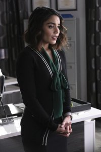 Powerless – S2017E02 – Wayne Dream Team