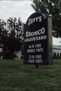 Detroit Steel – S01E05 – Bronco or Bust