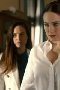 Mary Kills People – S03E05 – Wolf, Meet Henhouse